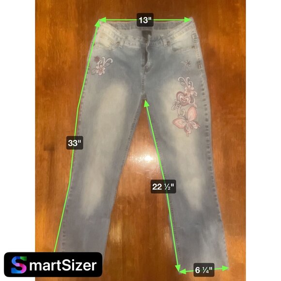 Women's Butterfly Embellished Faded Glory Jeans Light Wash Size 16 - Picture 6 of 16